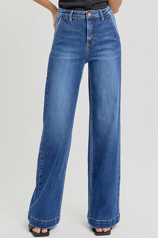 Curvy Wide Leg Slanted Pocket Jeans
